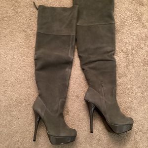 Grey Suede Steve Madden Over The Knee Boots - Size 8 - Brand New w/o box